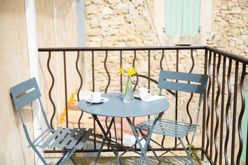 Entre Ble Et Lavande Apartment Bonnieux Bagian luar foto