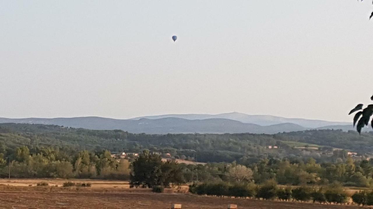 Entre Ble Et Lavande Apartment Bonnieux Bagian luar foto